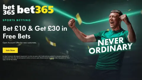 北京男篮连遭败绩，外援状态不佳命中率低，范子铭错失空篮良机，排名跌出前八